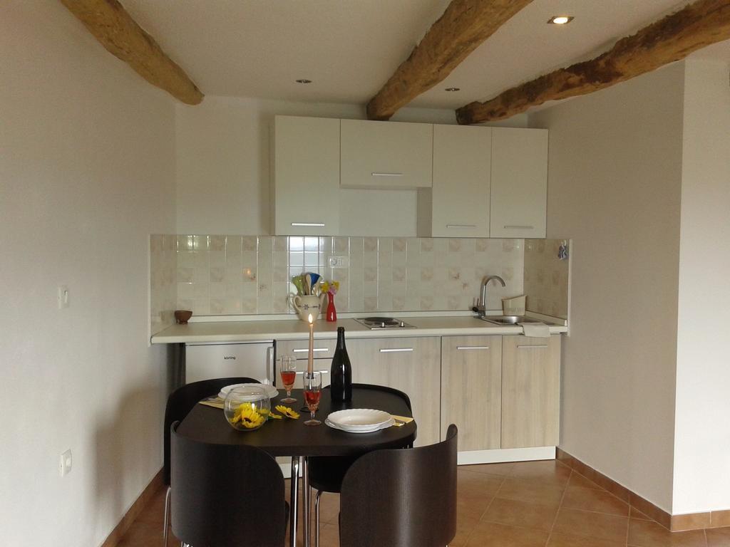 Apartment Bella Vista 2 Buzet Quarto foto